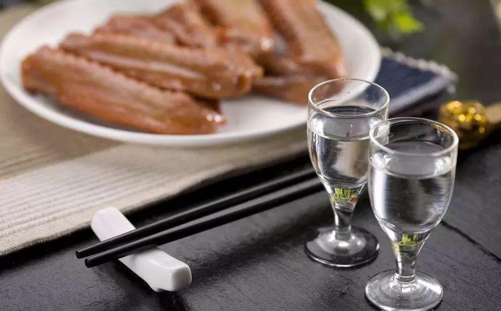 為什么醬酒中有酸味？